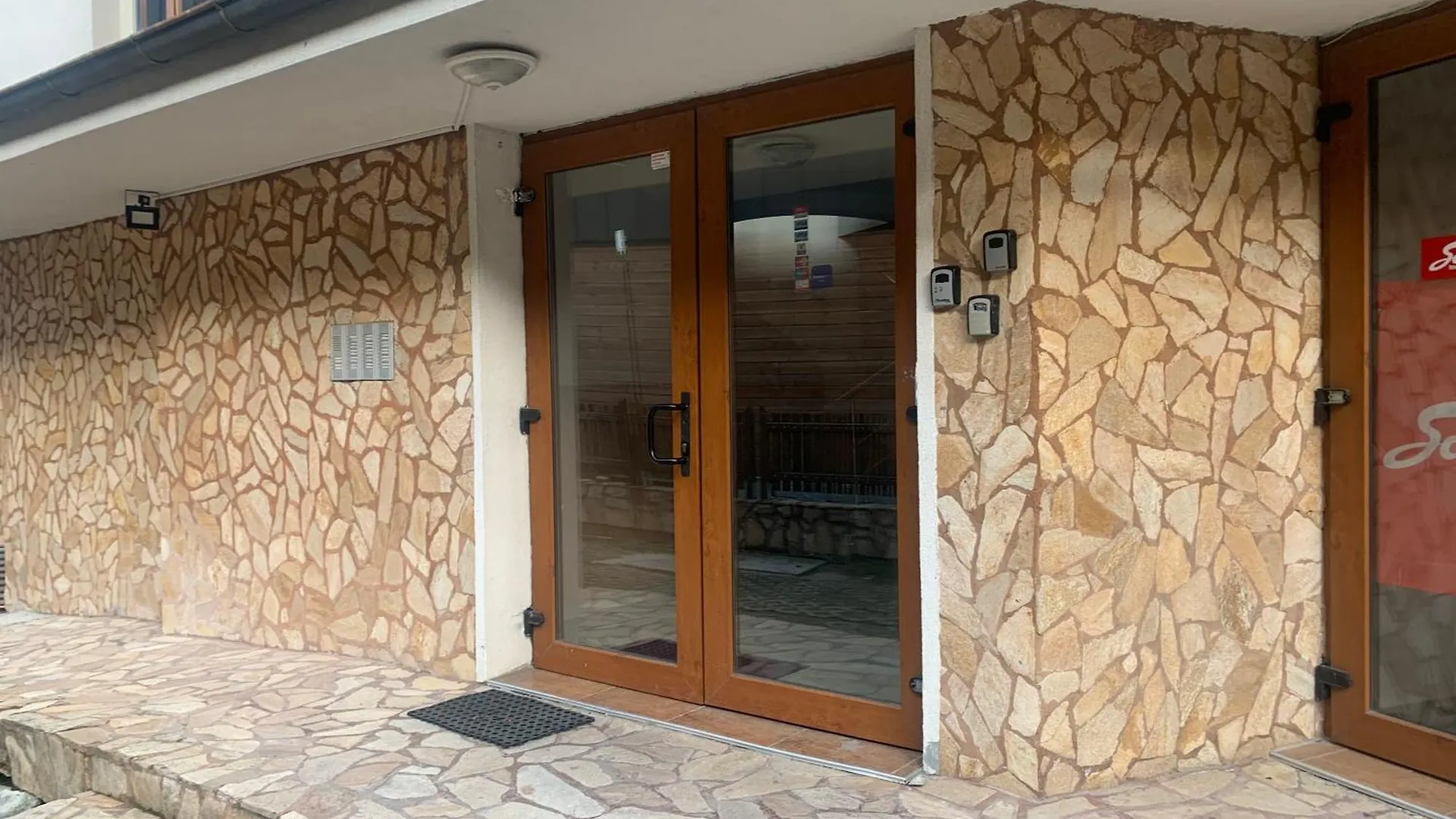 Bansko Ski To Door Apartment